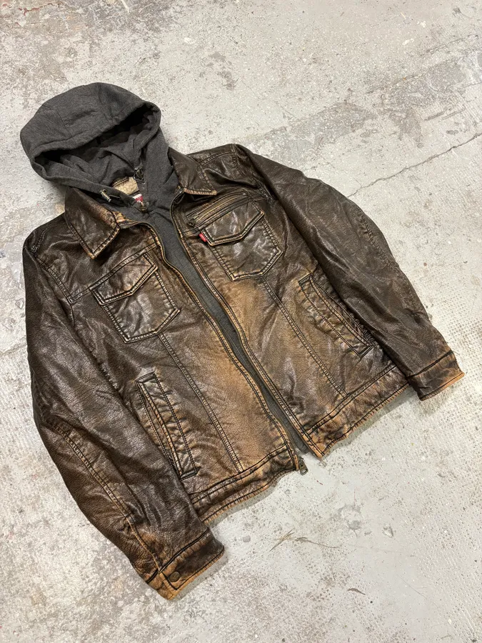 Levi’s Faded Vegan Leather Hooded Jacket - Image 6