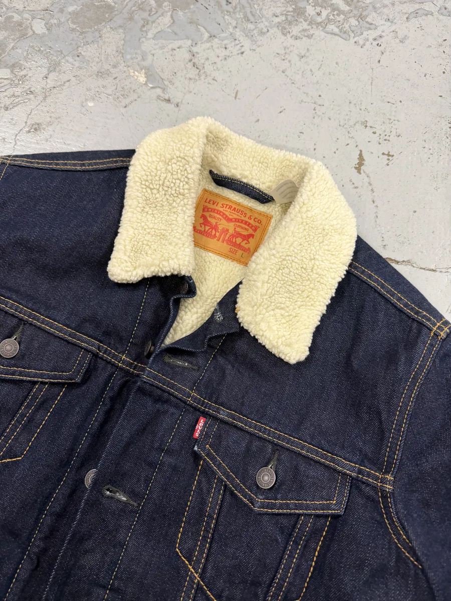 Levi’s Navy Brut Denim Shearling Jacket - Image 9