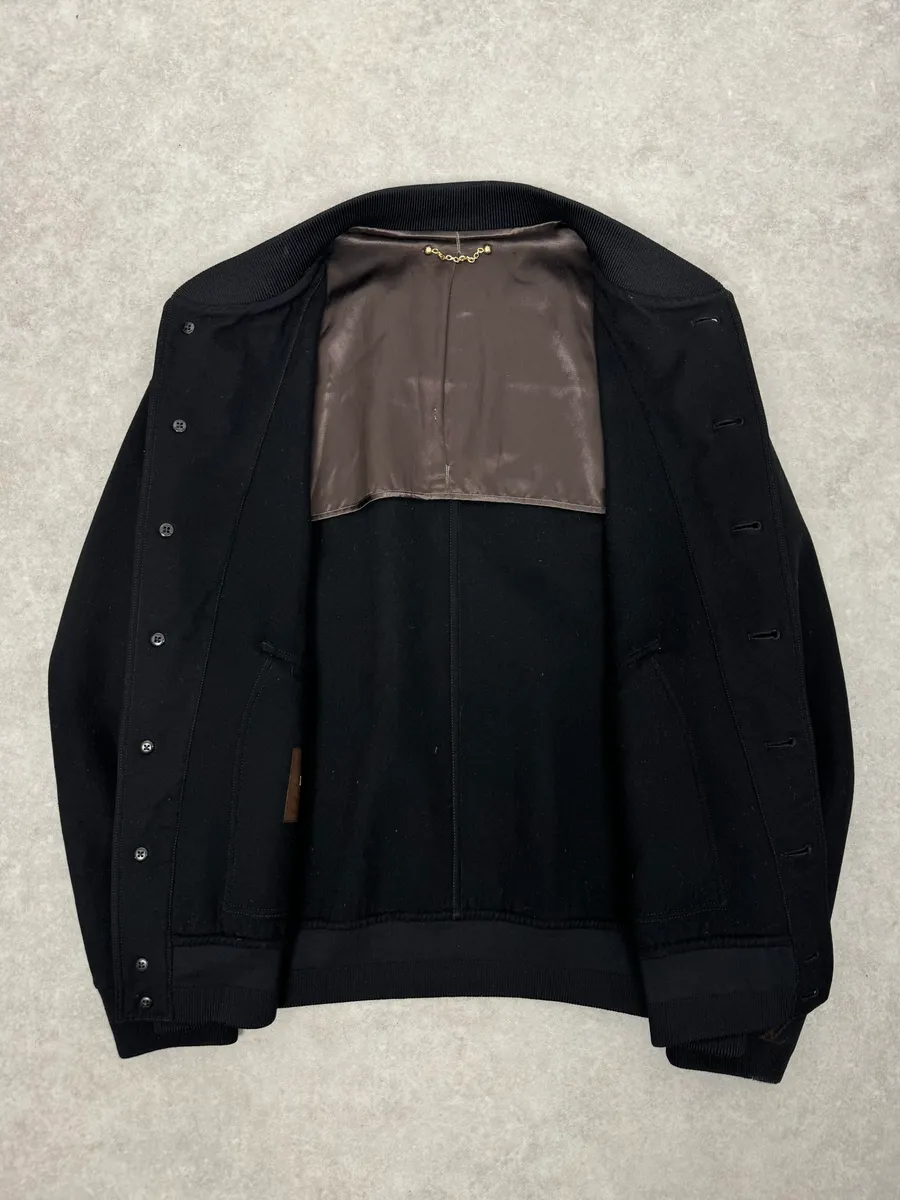 Louis Vuitton Black Elegant Cashmere & Wool Buttoned Jacket - Image 9