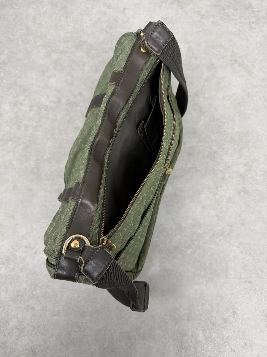 Louis Vuitton Green Canvas Monogrammed Messenger Bag - Image 7