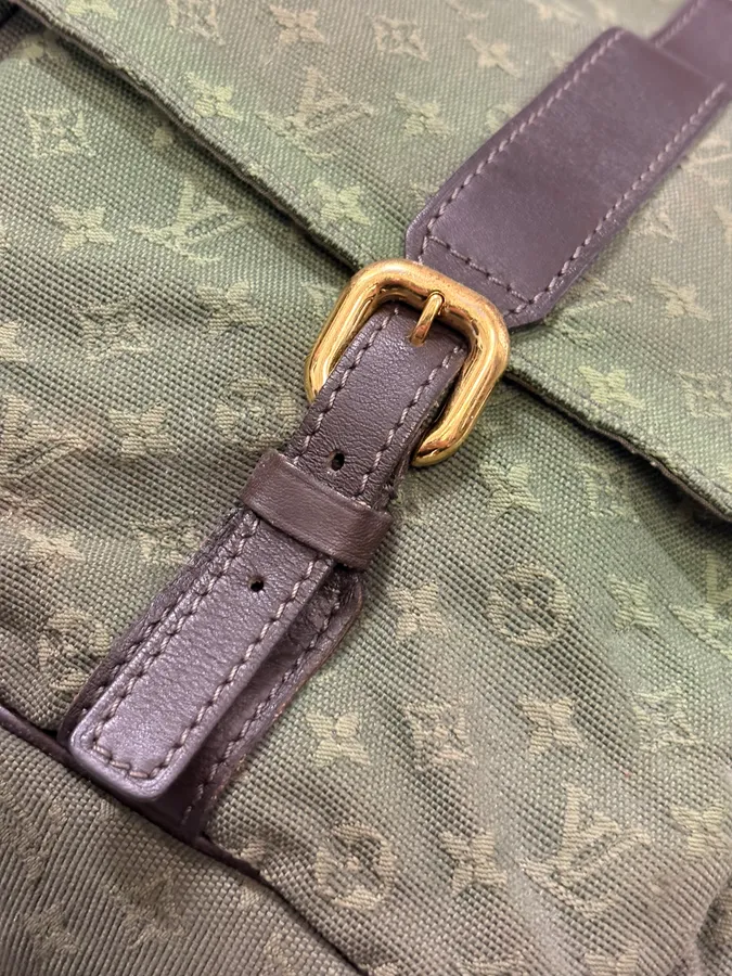 Louis Vuitton Khaki Monogram Canvas Multi-Pocket Shoulder Bag - Image 11