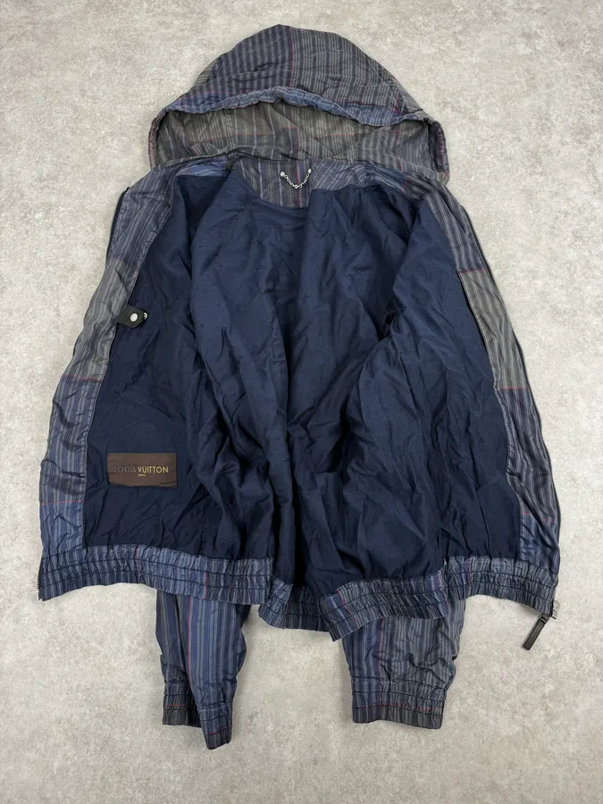 Louis Vuitton Khaki Silk Blouson Jacket - Image 7
