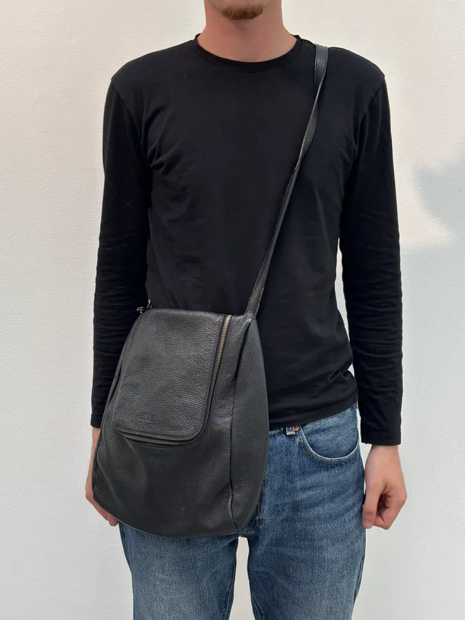 Maison Margiela Black Squared Zip Shoulder Bag - Image 4