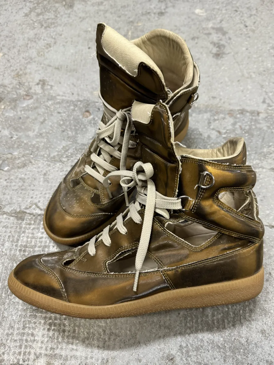 Maison Margiela Gold Holes High Shoes - Image 4