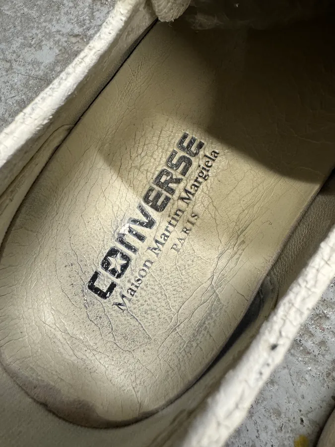 Maison Margiela x Converse White Cracked Leather Low Shoes - Image 7
