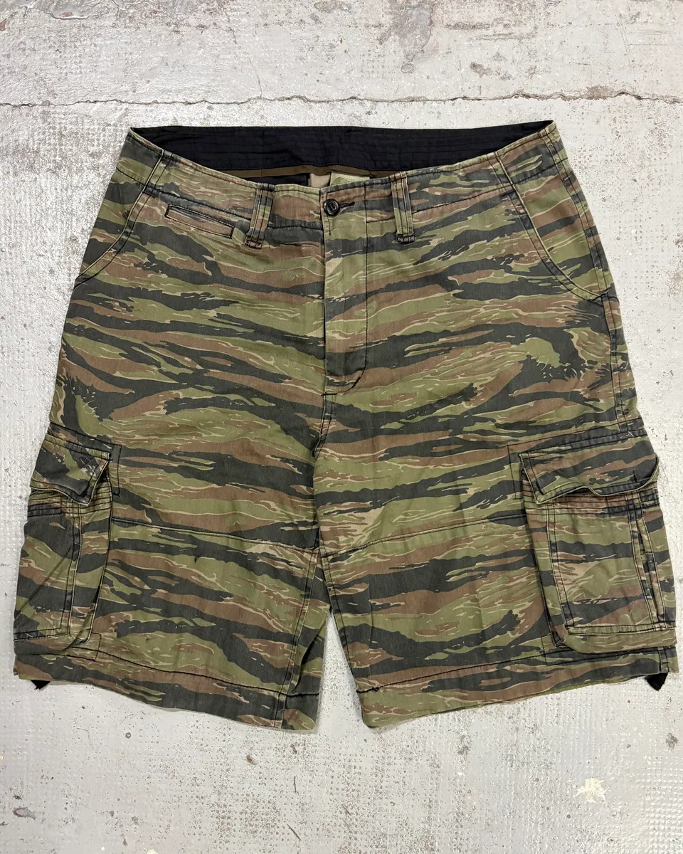 Marc Jacobs Military Green Camo Shorts - Image 3