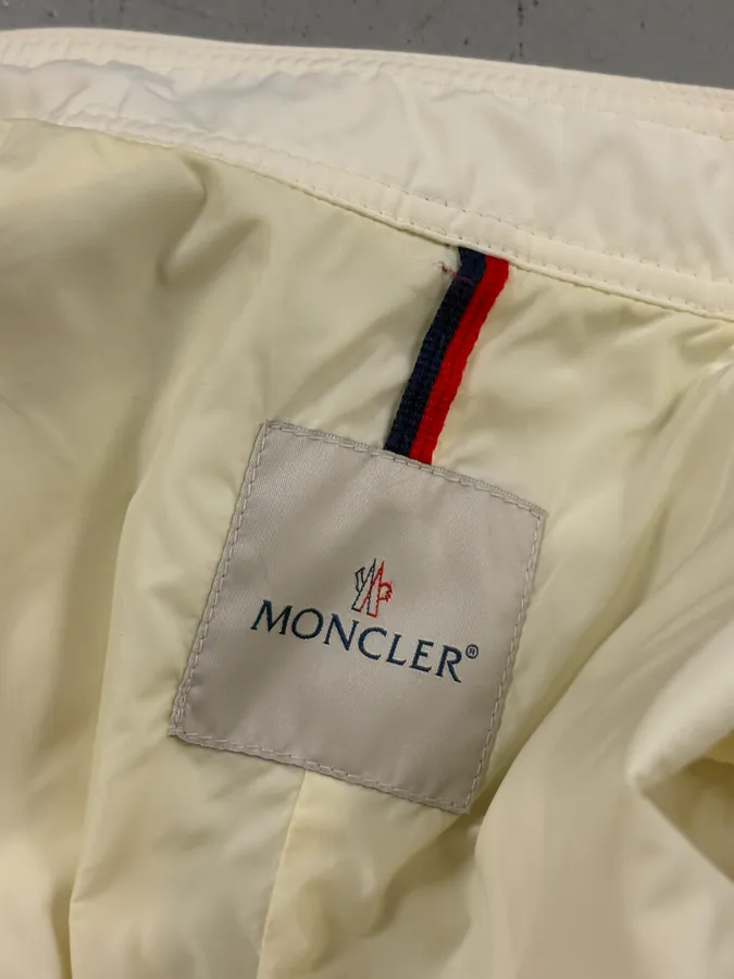 Moncler White Light Ski Jacket - Image 10