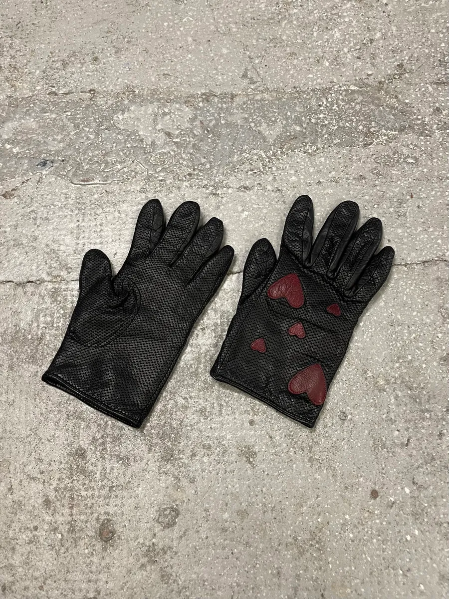 Moschino Red Hearts Black Leather Gloves - Image 2