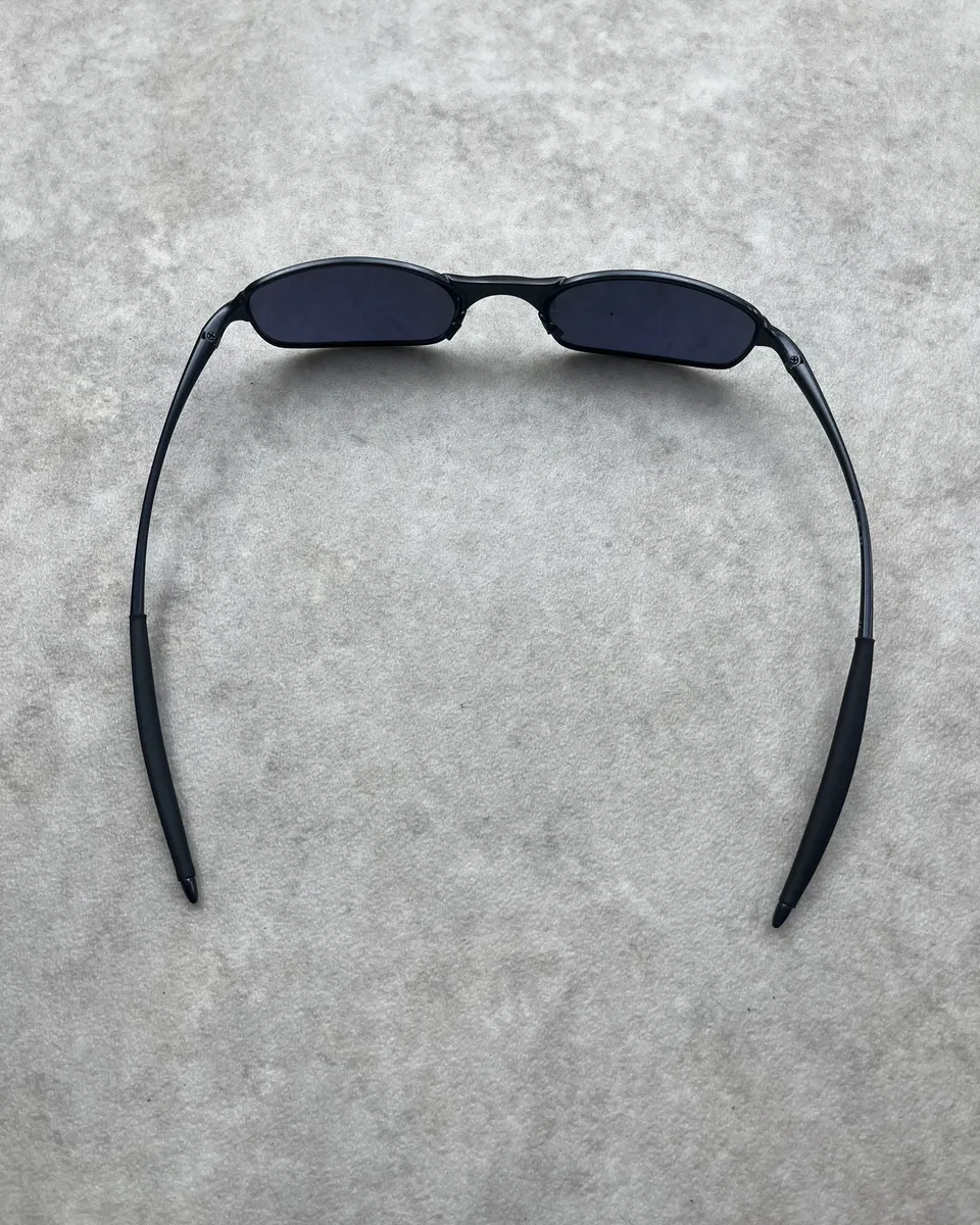Oakley Square Wire 2.0. Black Sunglasses - Image 6