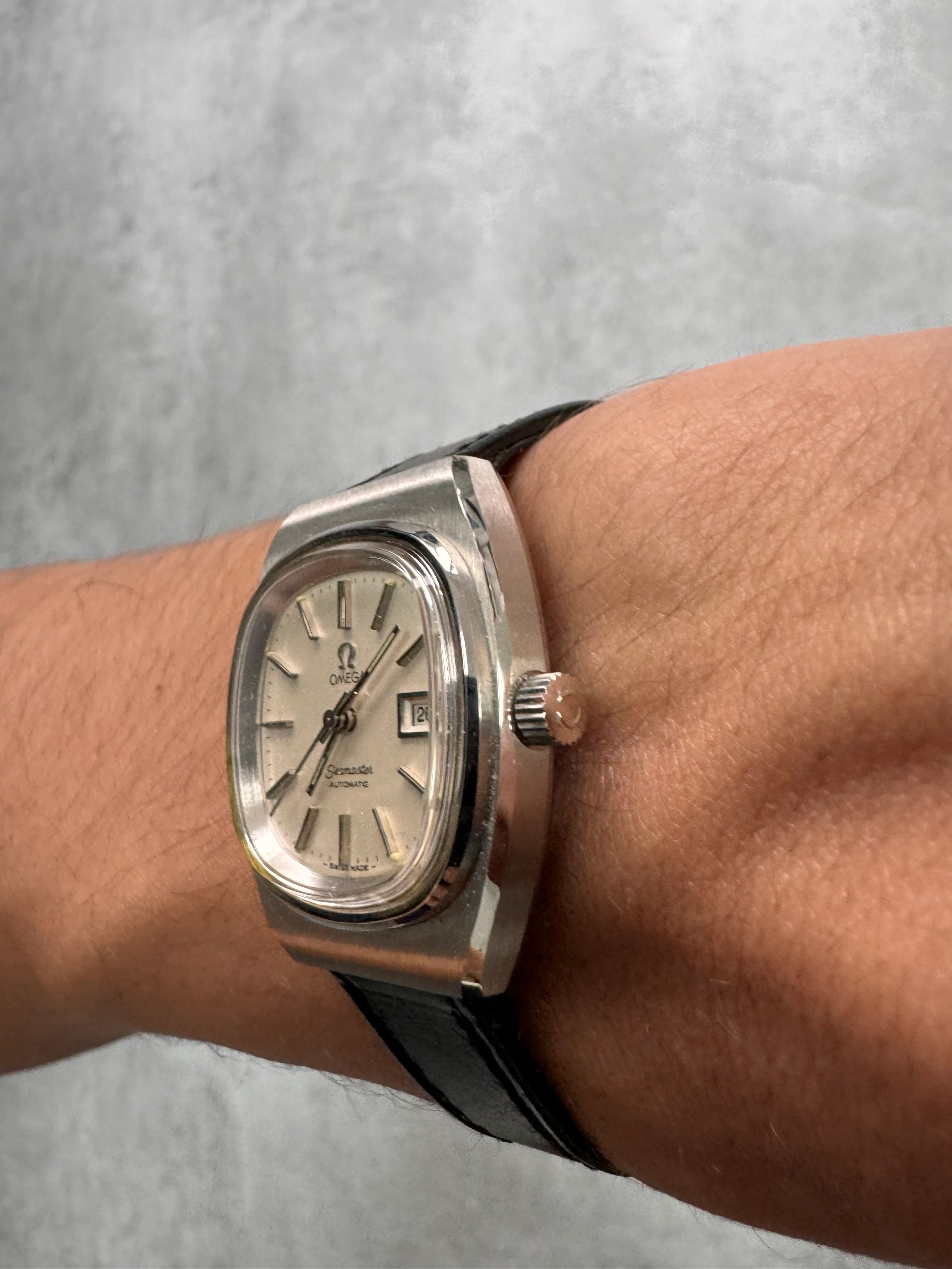 1970s Omega Seamaster Automatic TV Shape Ladies Watch (OS) - Image 5