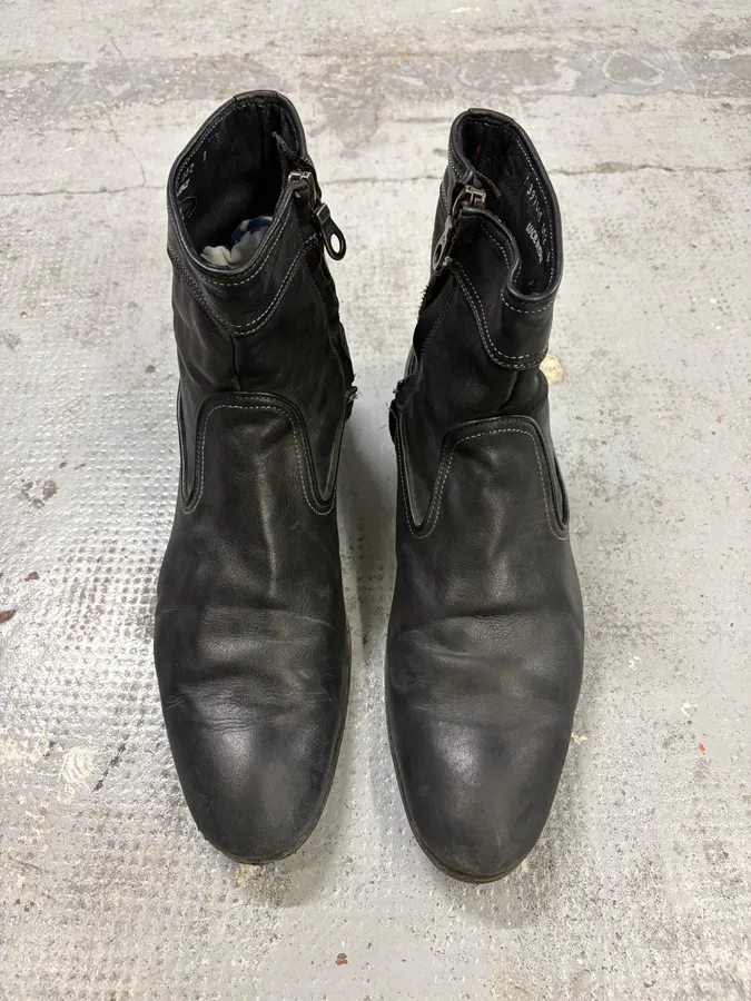 Paul Smith Black Leather Chelsea Boots - Image 2
