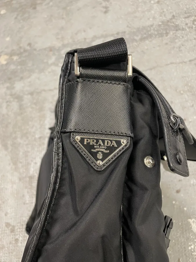 Prada Black Computer Shoulder Bag - Image 10