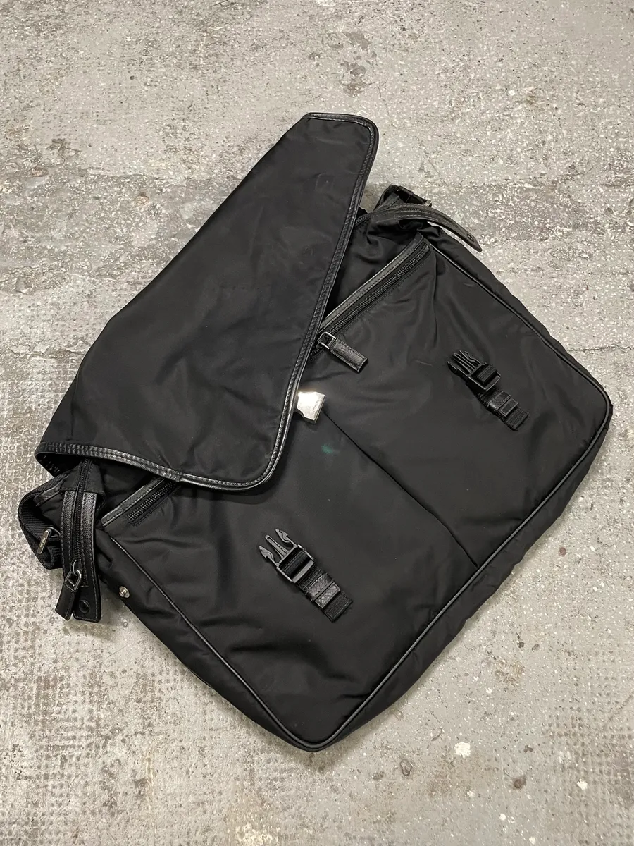 Prada Black Computer Shoulder Bag - Image 5