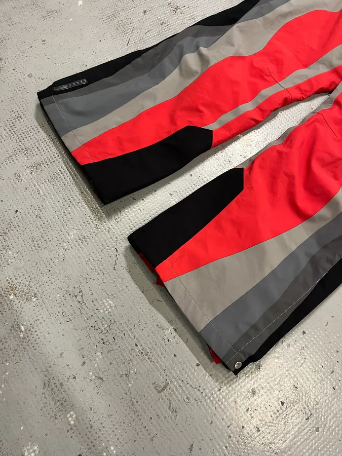 Prada Thermic Effect Red & Grey Ski Pants - Image 7