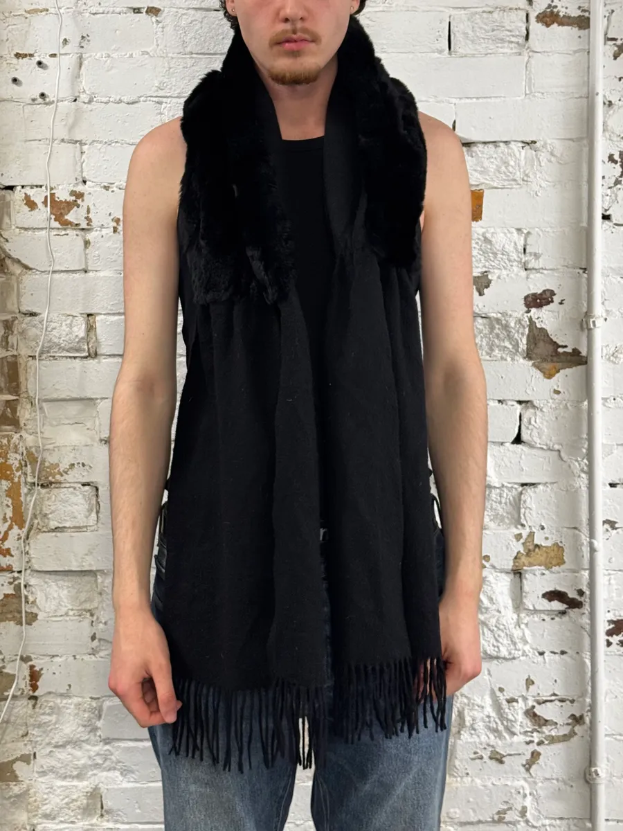 Roberto Cavalli Black Fur & Fringed Hybrid Scarf - Image 2