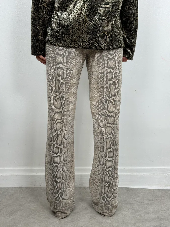 Roberto Cavalli Grey Python Trompe Loeil Stretch Pants - Image 4