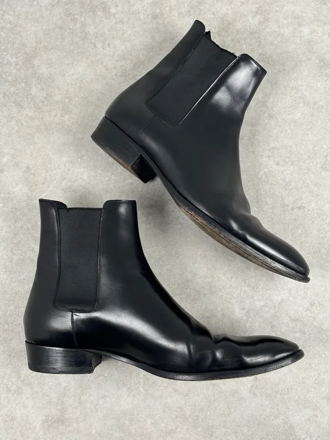 Saint Laurent Black Leather Wyatt Chelsea Boots - Image 6