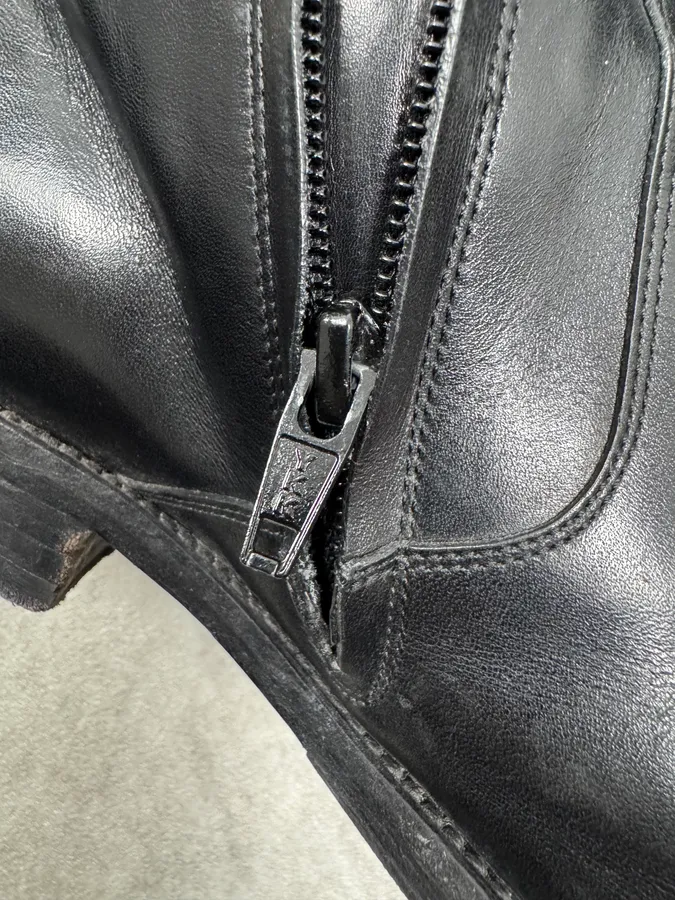 Saint Laurent Black Leather Zip Boots - Image 9