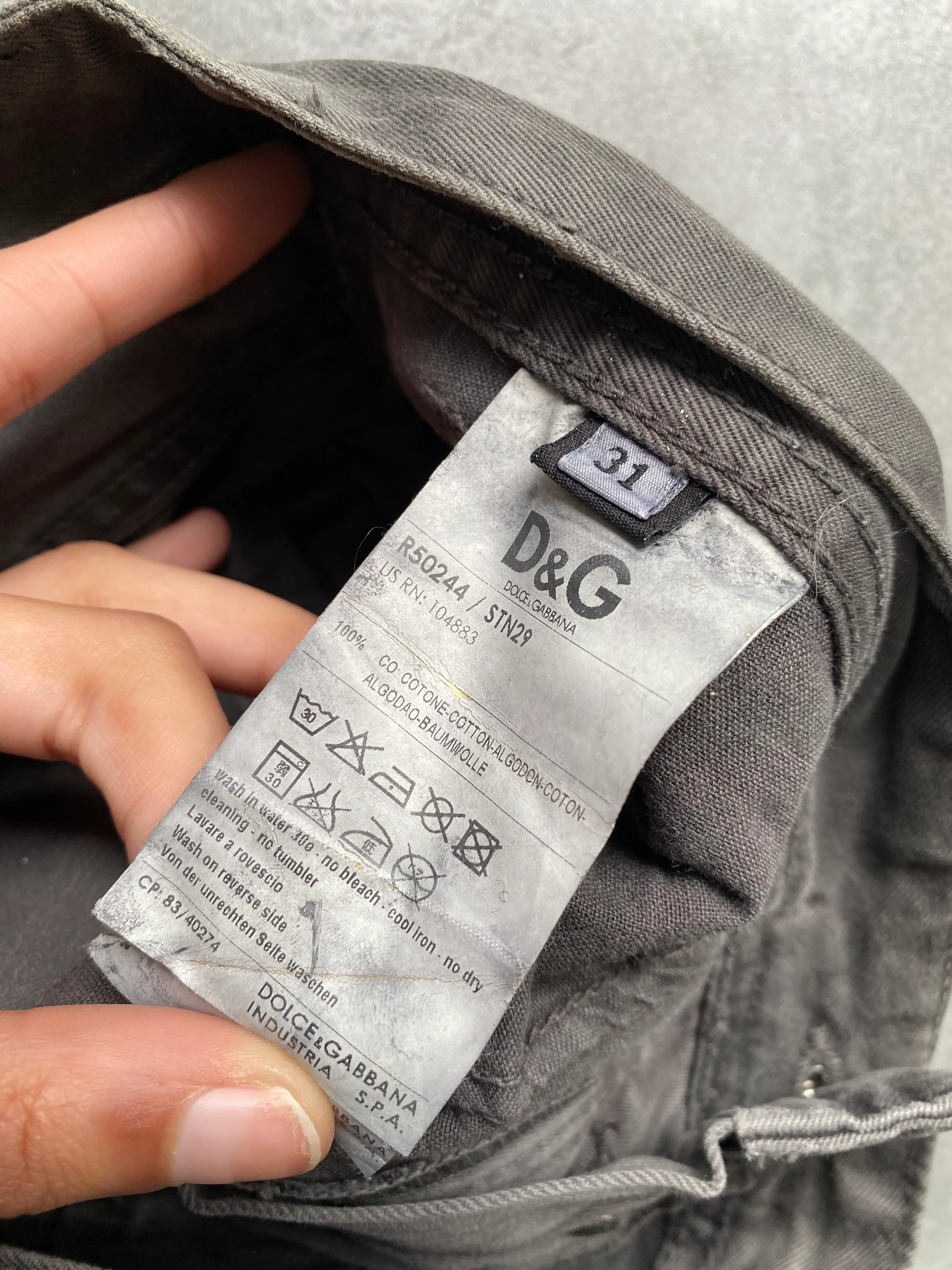 2000s Dolce & Gabbana Patches Grey Denim Jeans (M) - Image 5