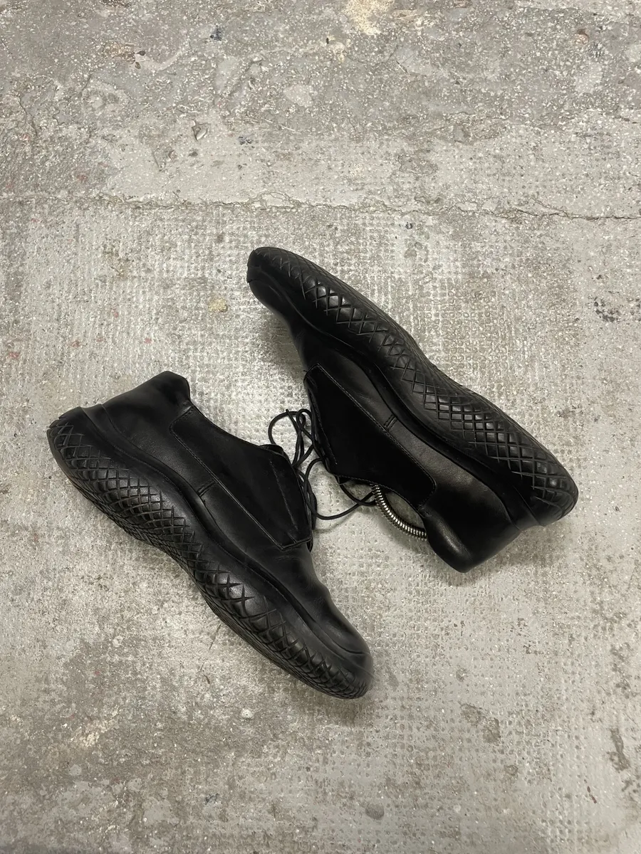 SS1999 Prada Black Vibram Leather Low Boots - Image 3