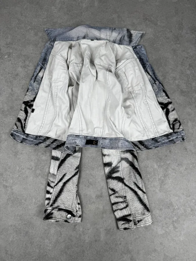 SS2002 Cavalli Blue & White Zebra Savage Denim Jacket - Image 7