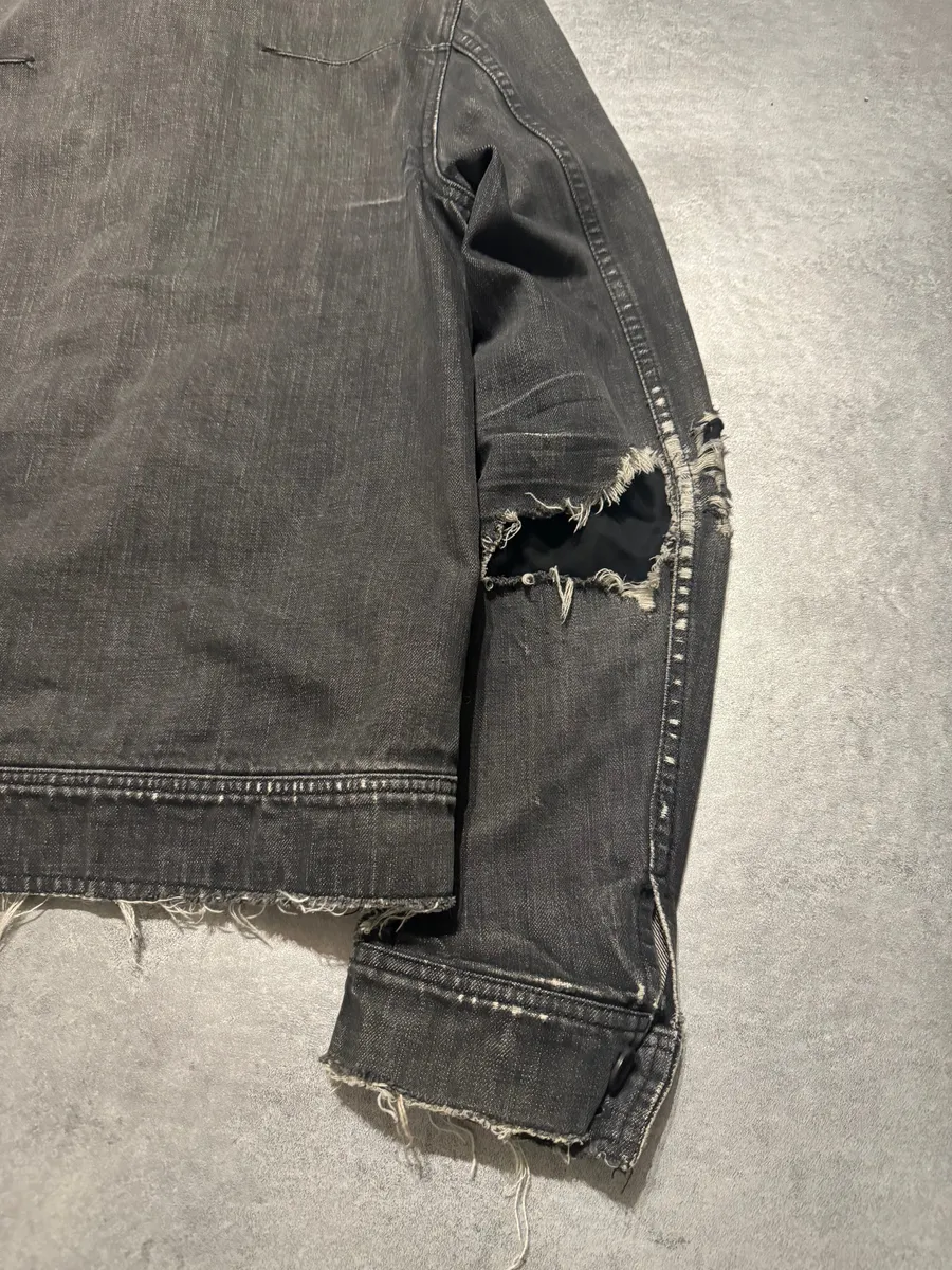 SS2002 Dior Distressed Grey Buttoned Denim Jacket - Image 6