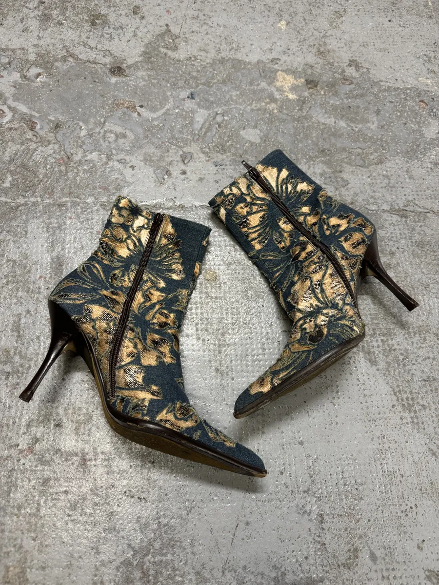 SS2002 Roberto Cavalli Floral Laser-Cut Denim Leopard Boots - Image 7