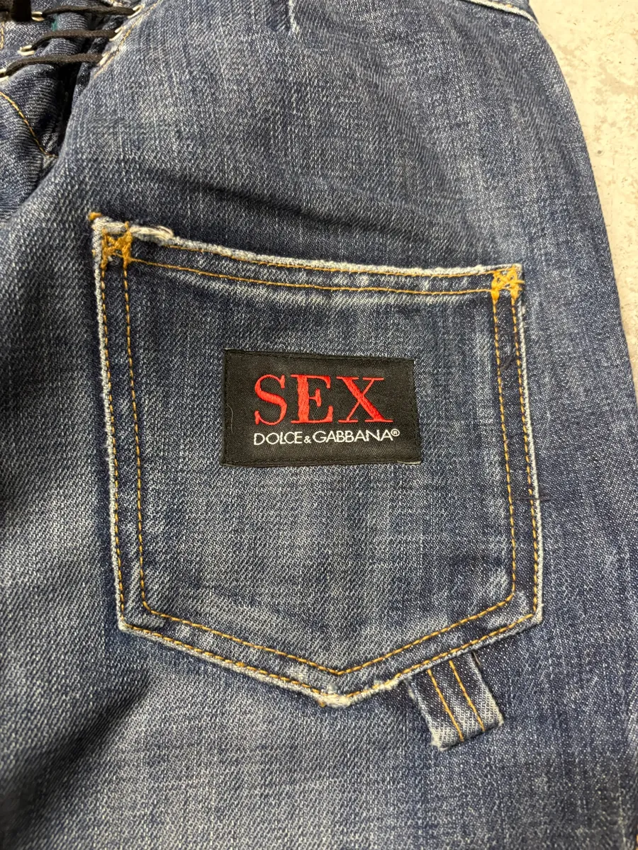 SS2003 Dolce & Gabbana Sex Buttoned Blue Denim Jeans - Image 8