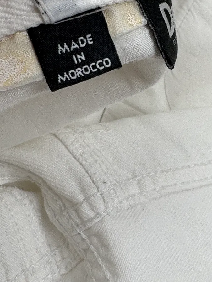 SS2003 Dolce & Gabbana White Distressed Shorts - Image 12