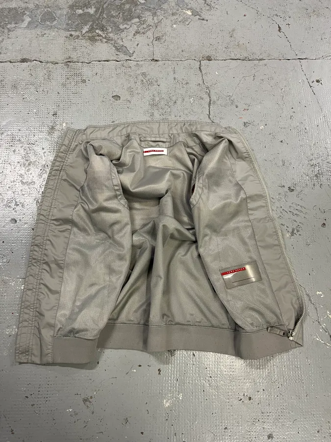 SS2003 Prada Luna Rossa Racing Challenge White Vest - Image 8