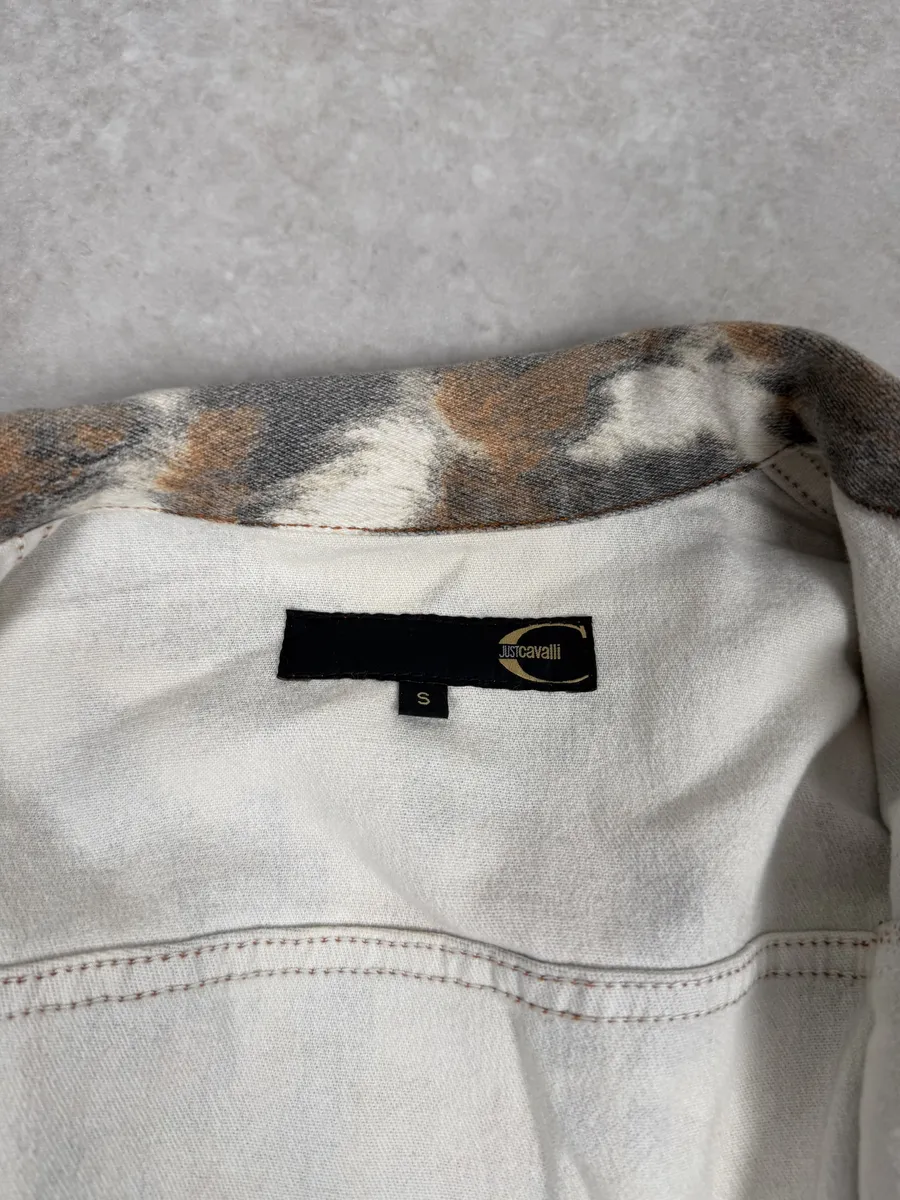 SS2004 Cavalli Cow Print Movement Beige Trucker Jacket - Image 9