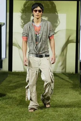 SS2004 Dolce & Gabbana Cargo Beige Cargo Bondage Nylon Mesh Pants - Image 2