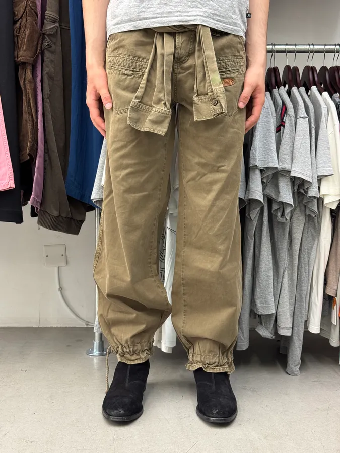 SS2004 Dolce & Gabbana Khaki Sleeve Belted Pants - Image 2