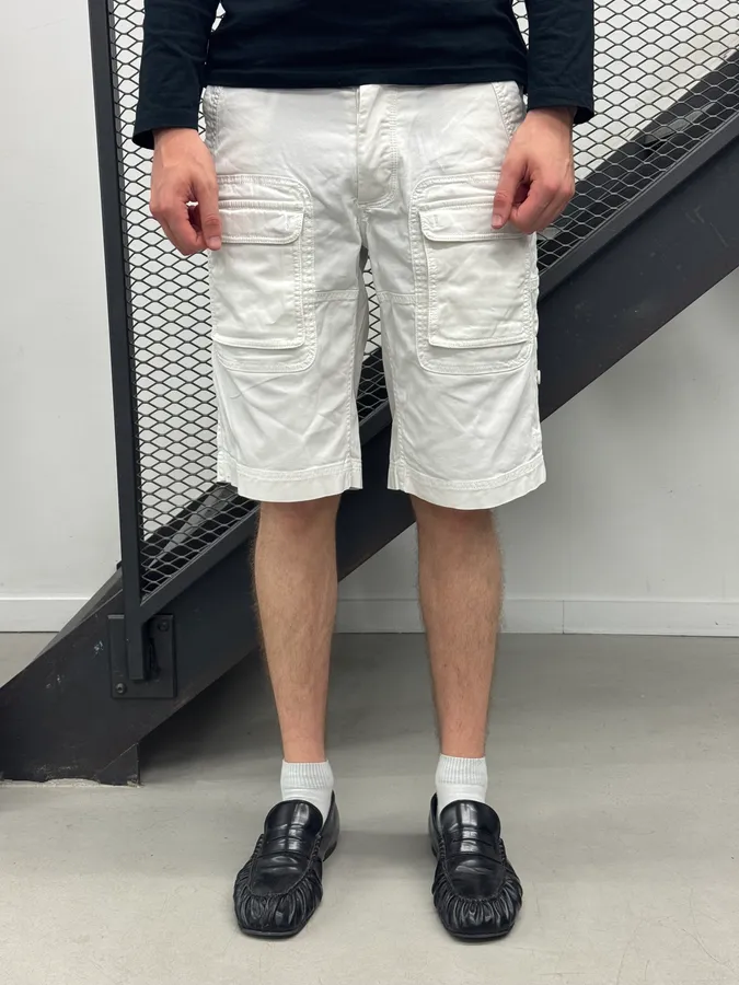 SS2004 Dolce & Gabbana White Cargo Shorts - Image 2
