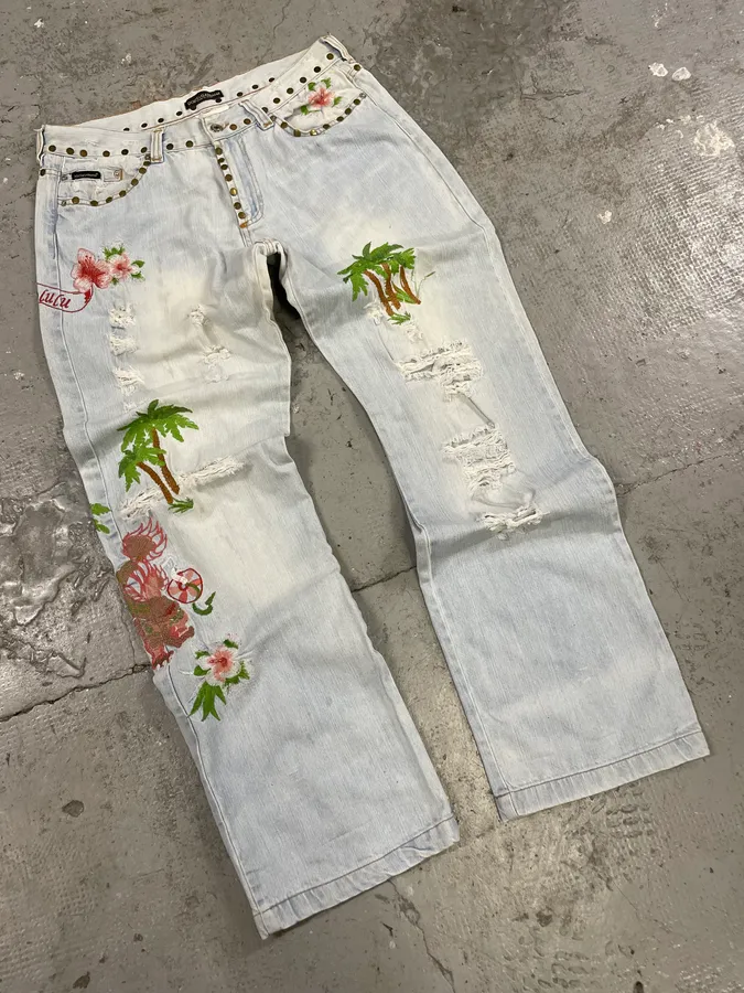 SS2006 Dolce & Gabbana Embroidered Honolulu Blue Distressed Jeans - Image 5