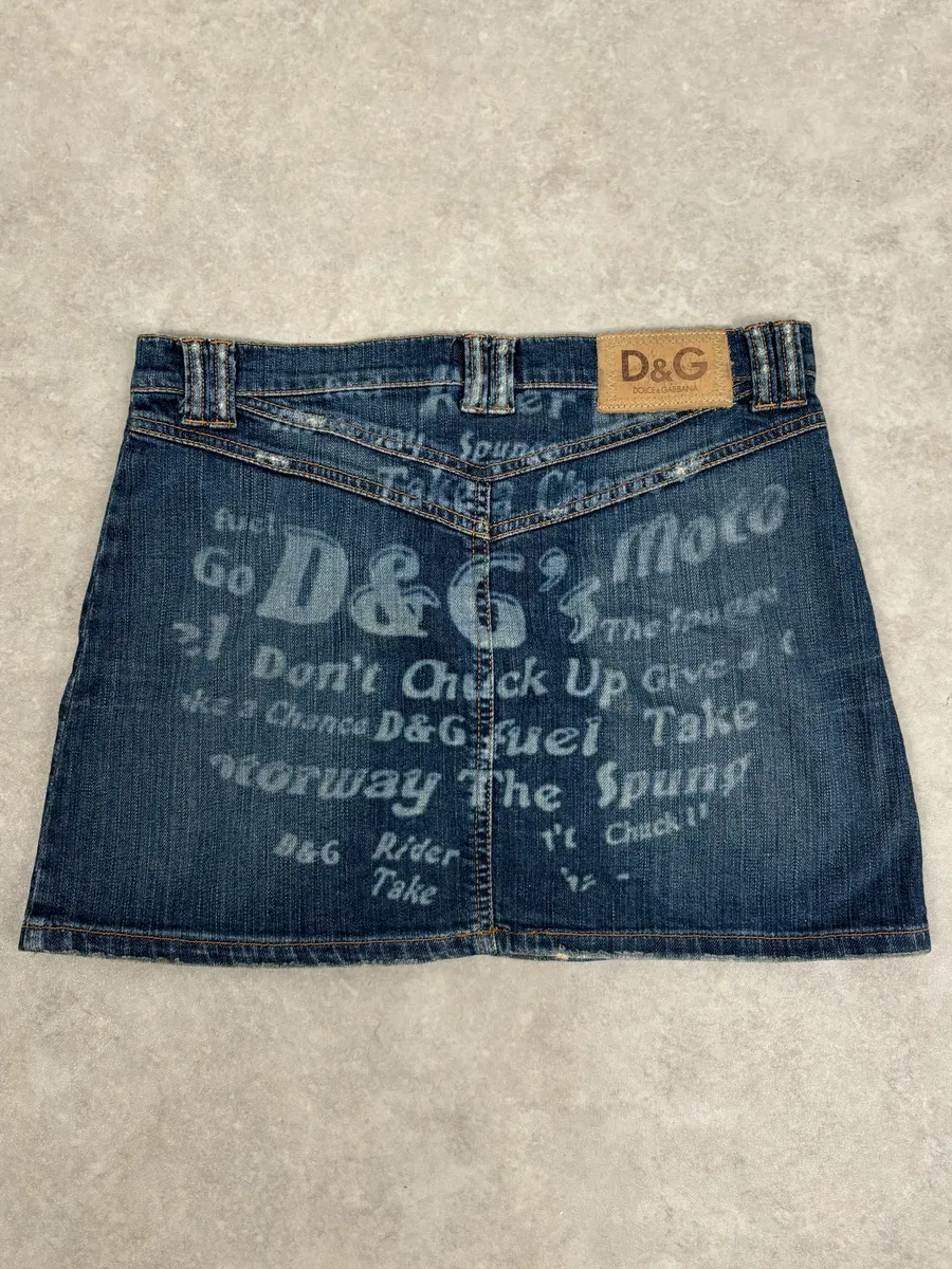 SS2006 Dolce & Gabbana Navy Denim Multi-Pocket Skirt - Image 6