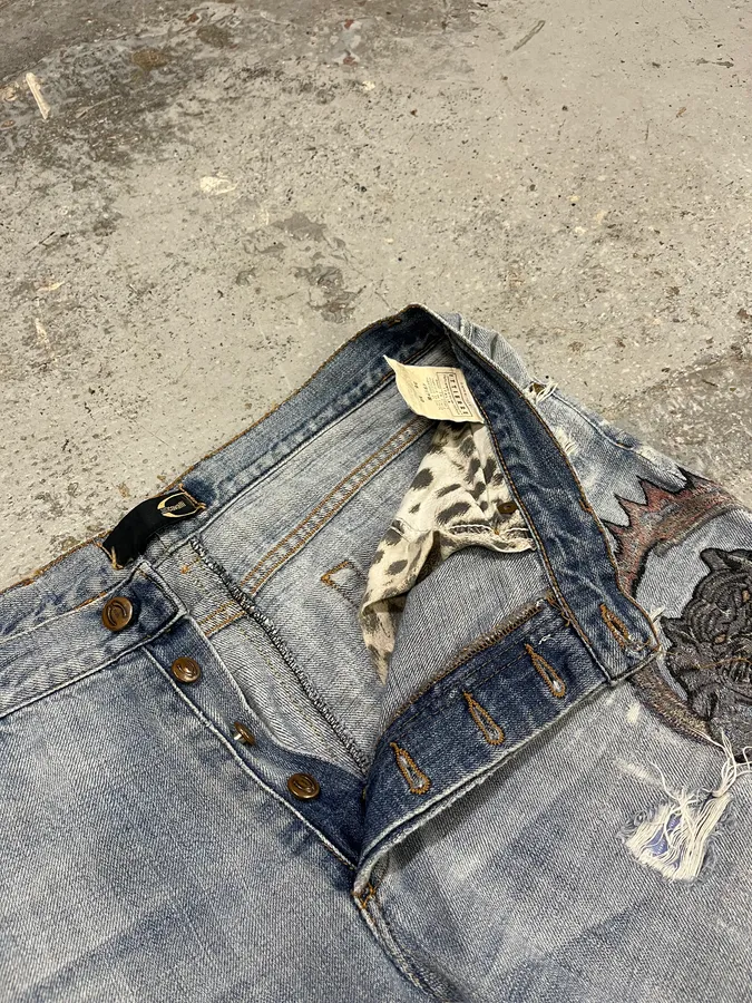 SS2007 Cavalli Blue Distressed Tiger Denim Jeans - Image 11