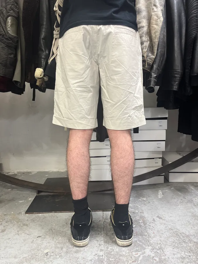 SS2007 Prada Light Beige Simple Shorts - Image 5