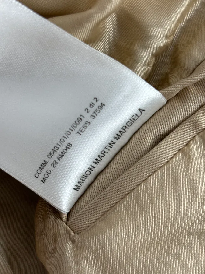 SS2009 Maison Martin Margiela Beige Classic Cropped Trench Jacket - Image 18