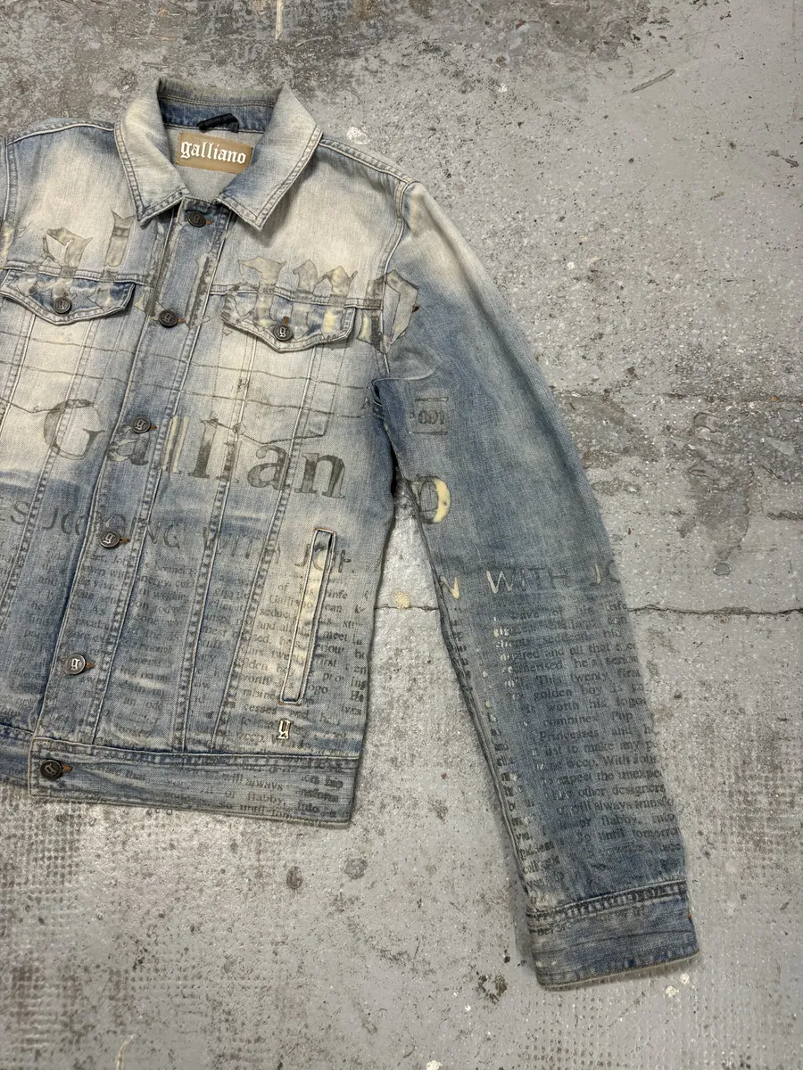 SS2011 Galliano Newspapers Aged Denim Jacket - Image 9