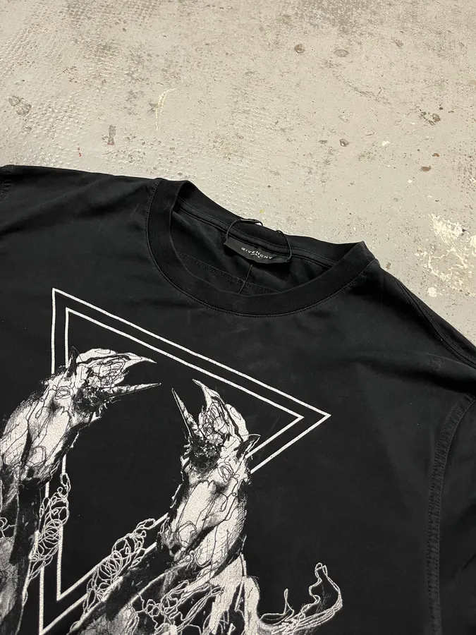 SS2011 Givenchy Black Monster Triangle T-Shirt by Riccardo Tisci - Image 5