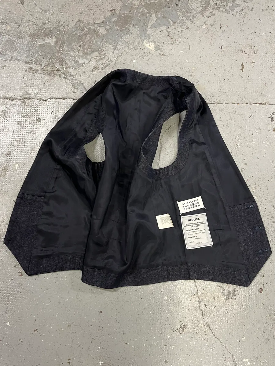 SS2011 Maison Margiela Grey Minimalist Pure Vest - Image 6