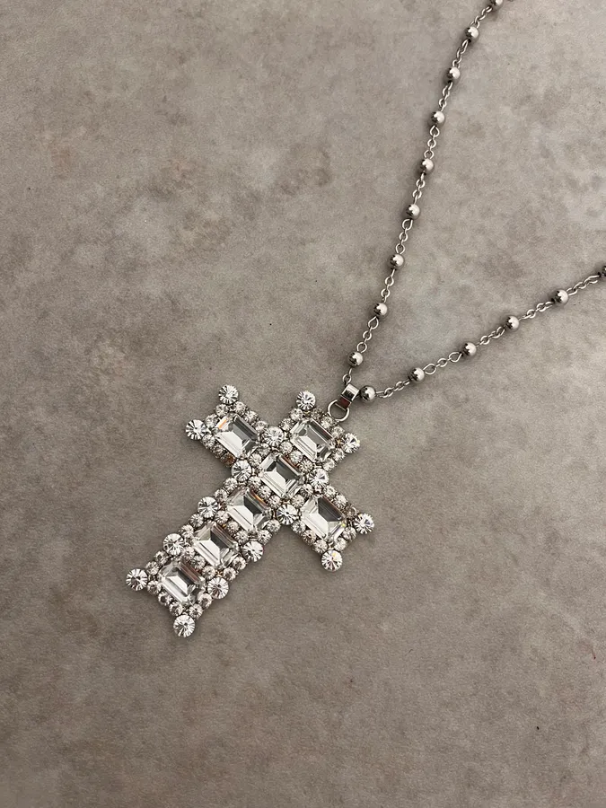 SS2012 Dolce & Gabbana Cristal Sliver Cross Necklace - Image 3