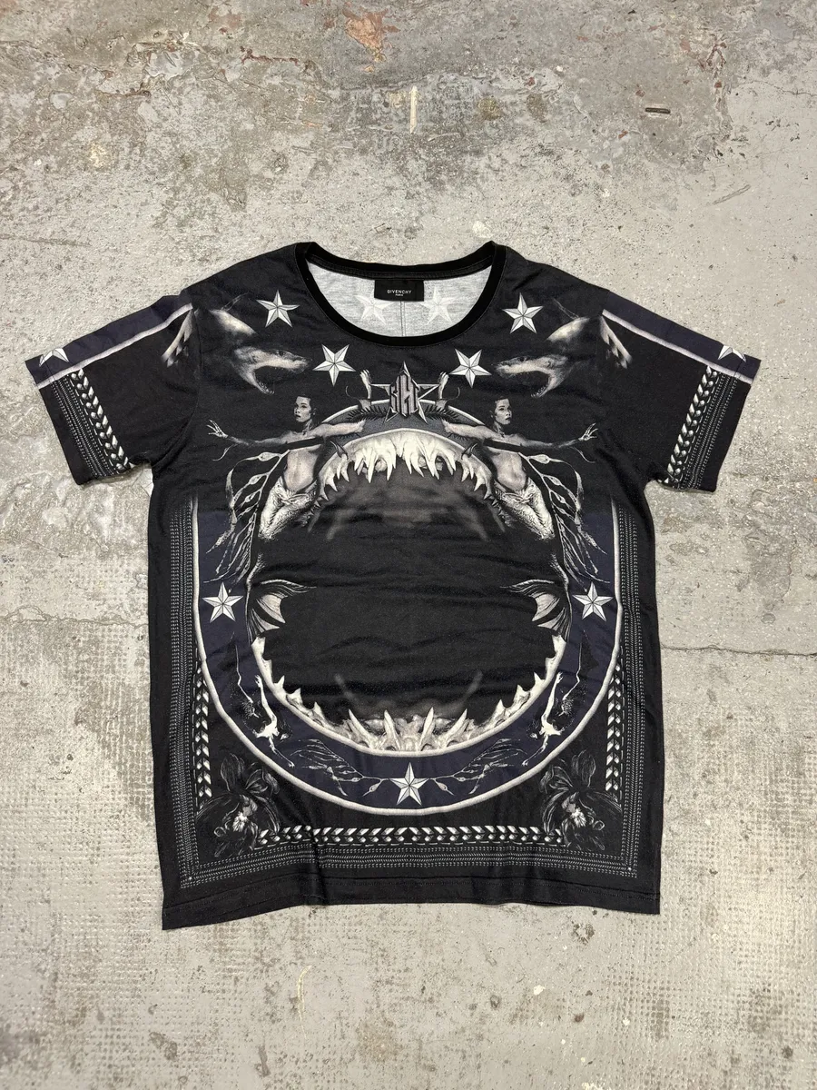 SS2012 Givenchy Black Jaw Shark Tee-Shirt by Riccardo Tisci