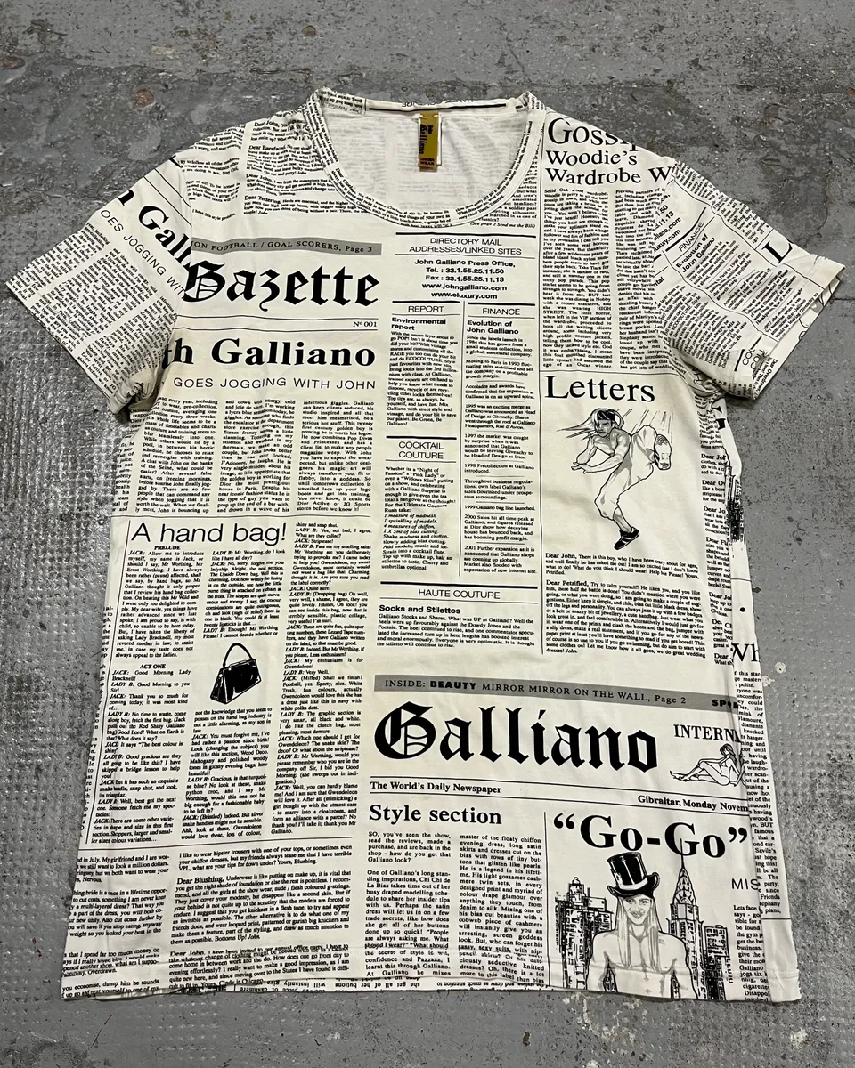 SS2012 John Galliano White Newspaper Print T-Shirt - Image 4