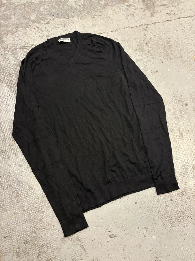 SS2014 Balenciaga Black Minimalist Wool Vneck Sweater - Image 4