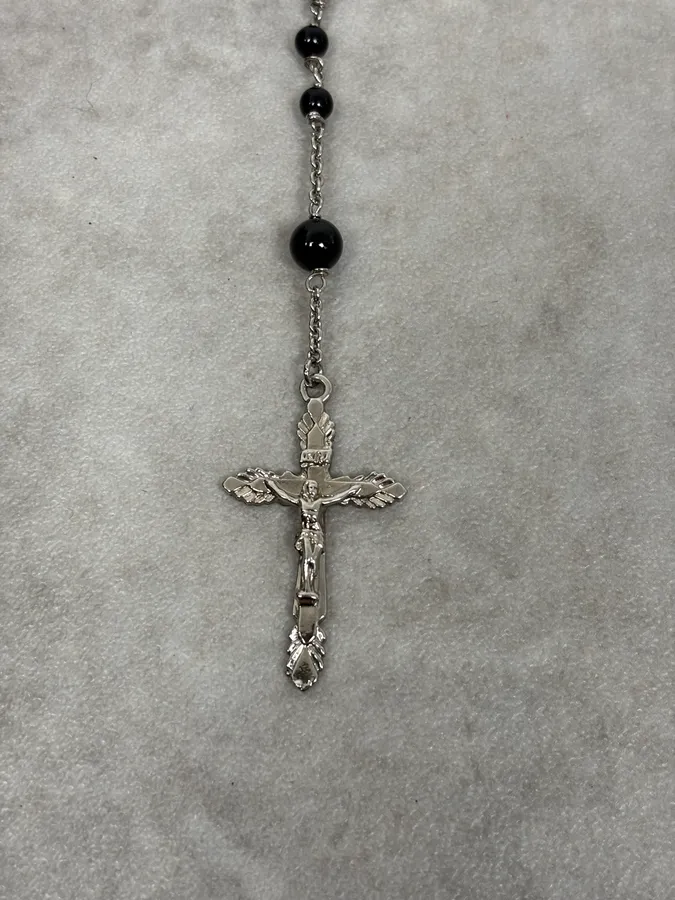 SS2015 Dolce & Gabbana Black Pearl Rosary Cross Necklace - Image 7