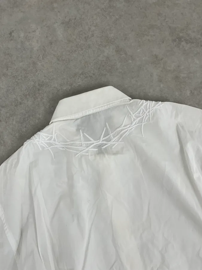 SS2015 Givenchy White Wooden Crown Shirt by Riccardo Tisci - Image 10