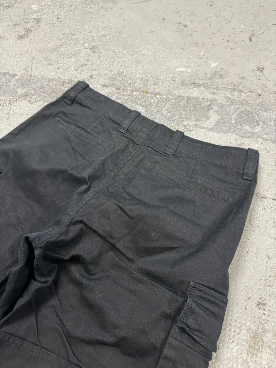 SS2016 Givenchy Black Cargo Shorts by Riccardo Tisci - Image 8