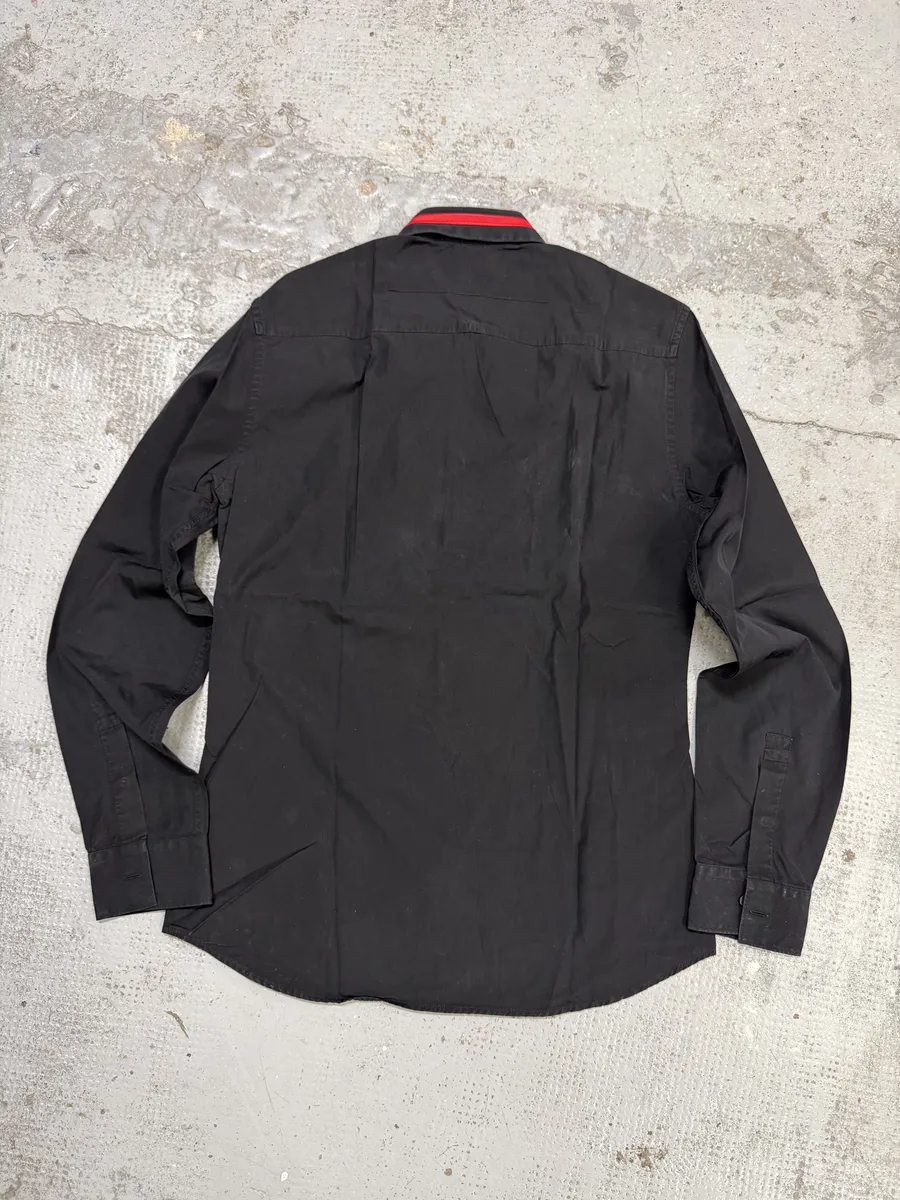SS2016 Givenchy Black & Red Stars Shirt by Riccardo Tisci - Image 2